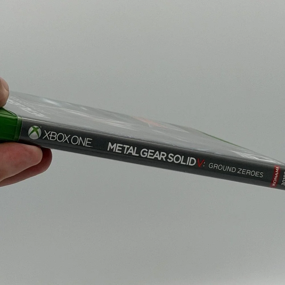 Metal Gear Solid V Ground Zeroes Xbox One Complete CIB Konami M USA NTSC-U/C